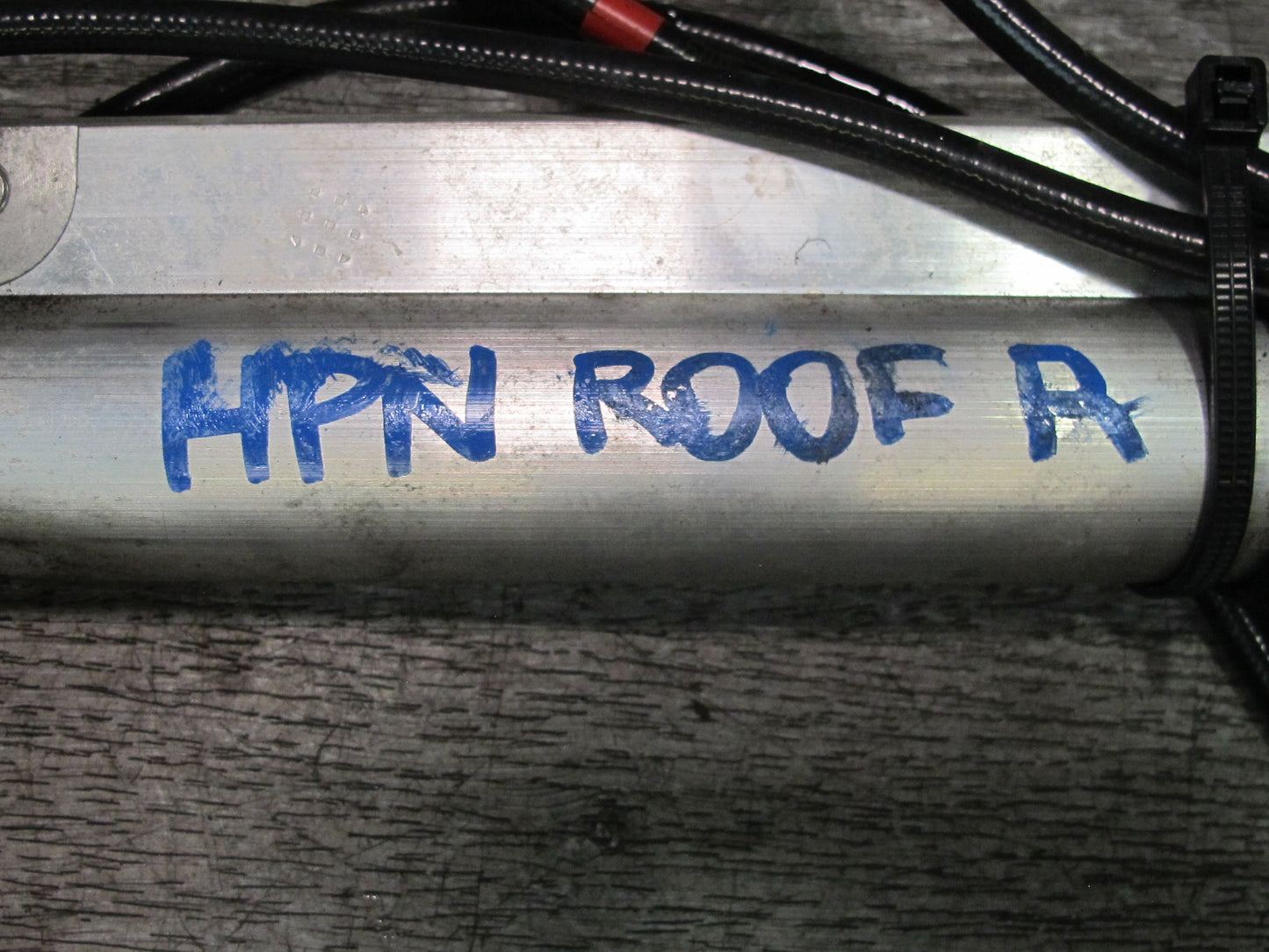99-05 Porsche 911 996 Convertible TOP Roof Left Right Hydraulic Cylinder Set
