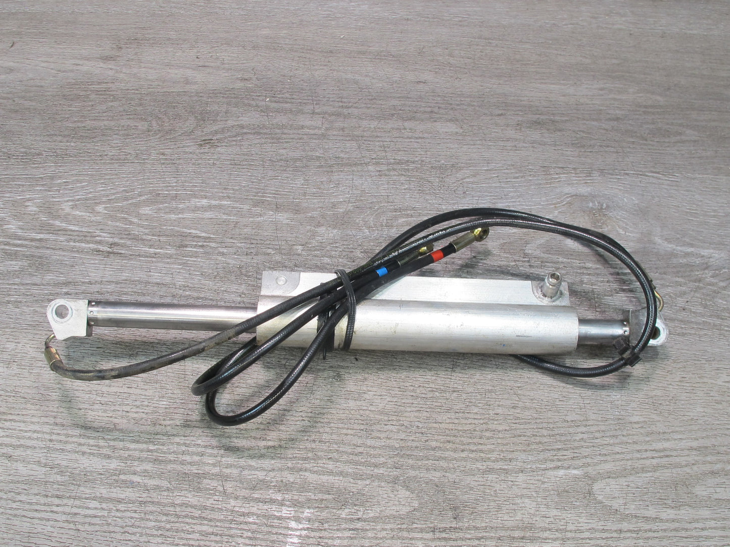 99-05 Porsche 911 996 Convertible TOP Roof Left Right Hydraulic Cylinder Set