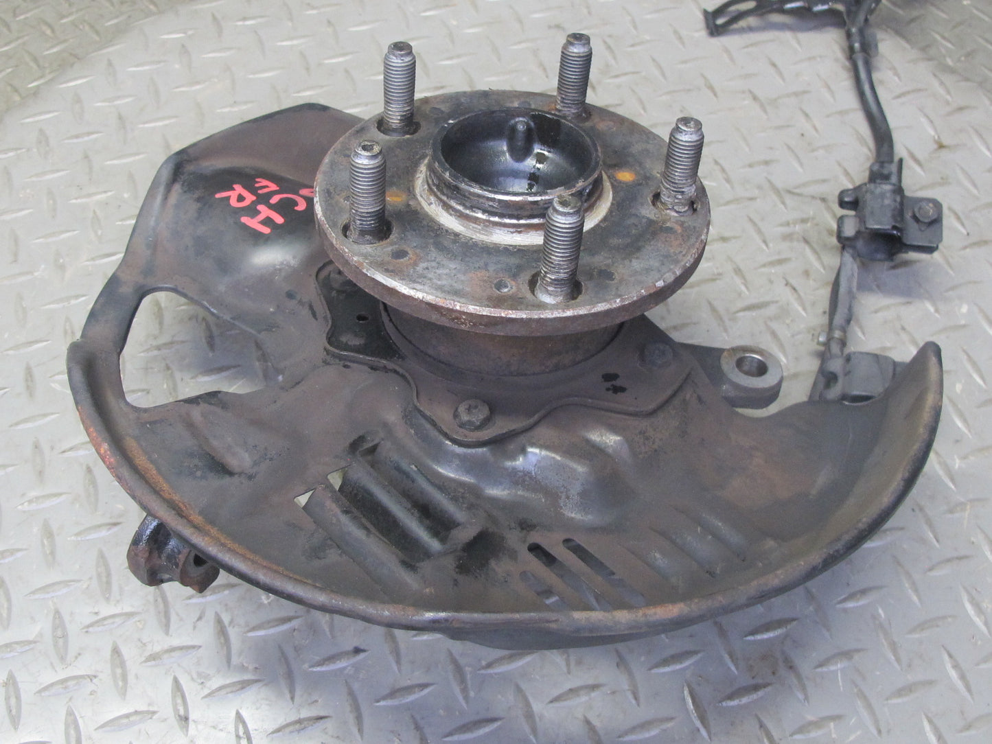 92-00 Lexus UZZ30L SC300 SC400 RWD Front Right Spindle Knuckle Wheel Hub OEM