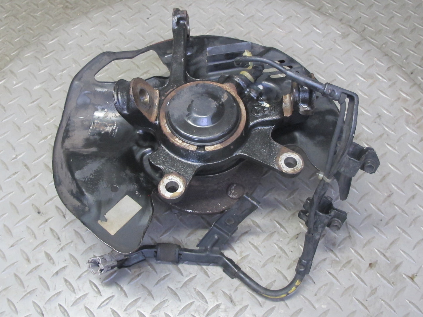 92-00 Lexus UZZ30L SC300 SC400 RWD Front Right Spindle Knuckle Wheel Hub OEM