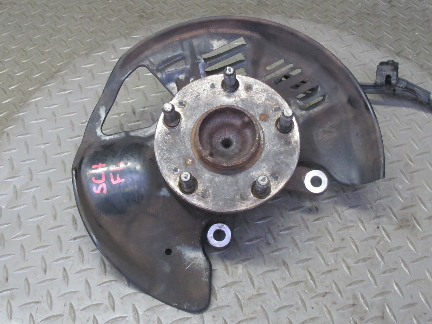 92-00 Lexus UZZ30L SC300 SC400 RWD Front Left Spindle Knuckle Wheel Hub OEM