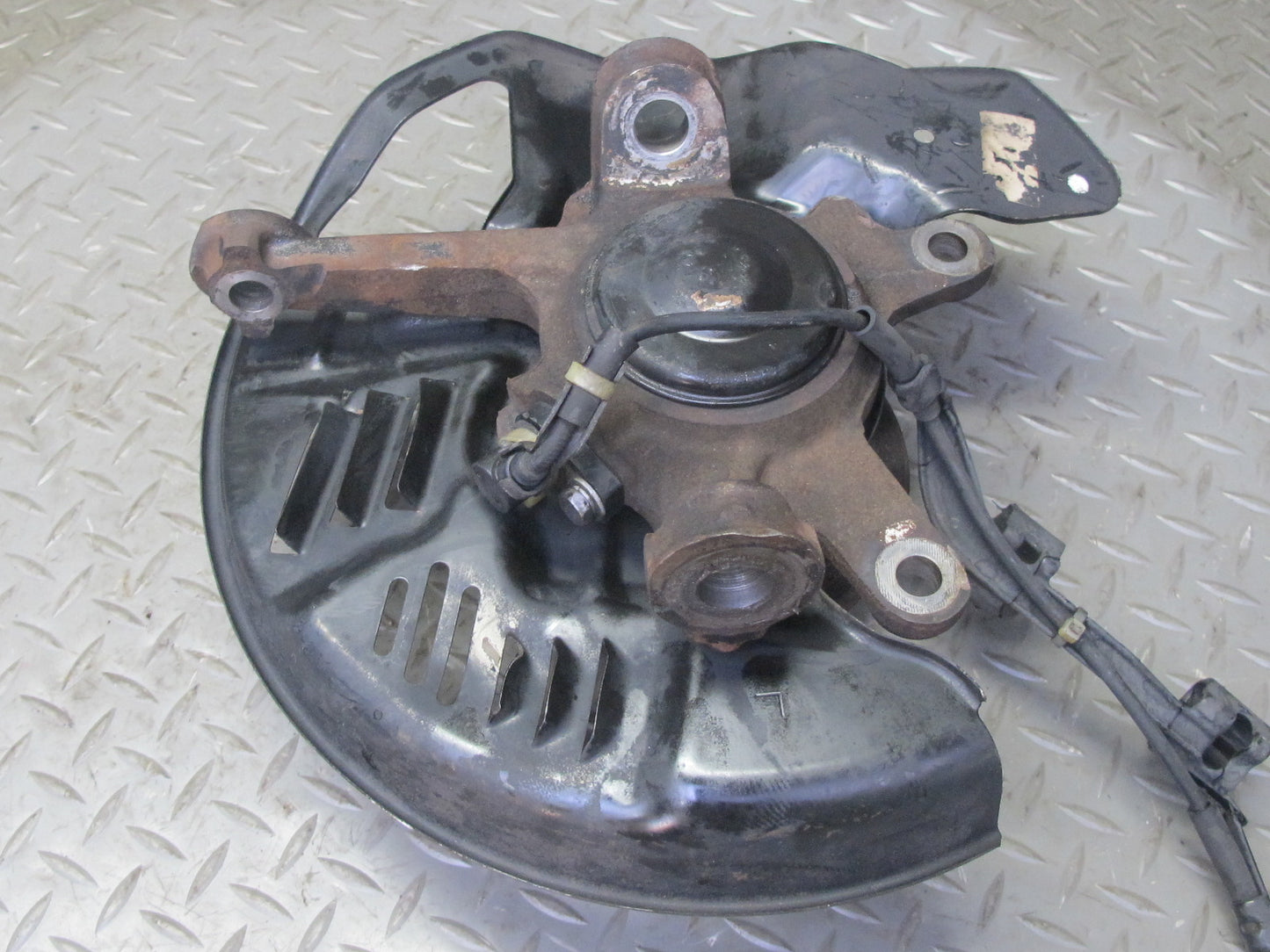 92-00 Lexus UZZ30L SC300 SC400 RWD Front Left Spindle Knuckle Wheel Hub OEM