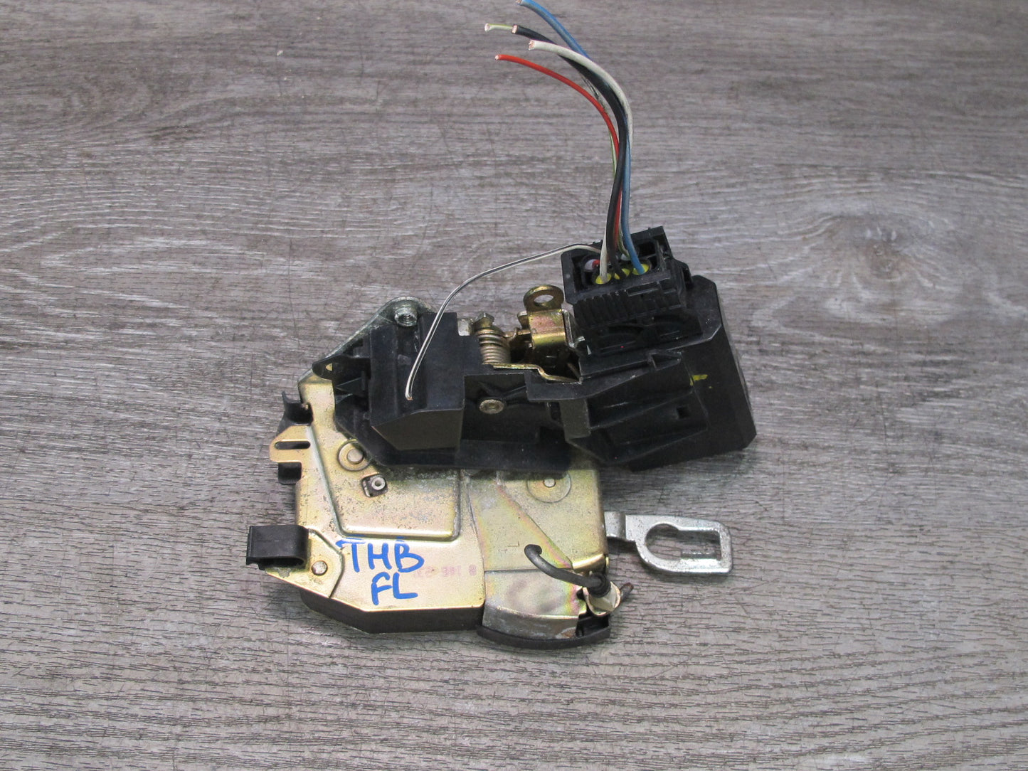 96-99 BMW E36 325iC 328iC Coupe Convertible Left Door Lock Latch Actuator OEM