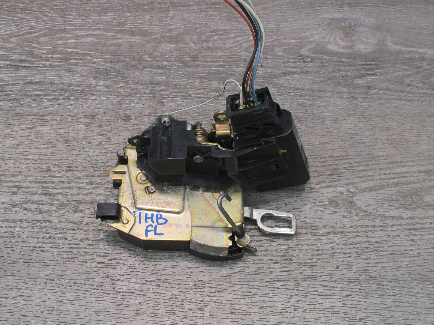96-99 BMW E36 325iC 328iC Coupe Convertible Left Door Lock Latch Actuator OEM