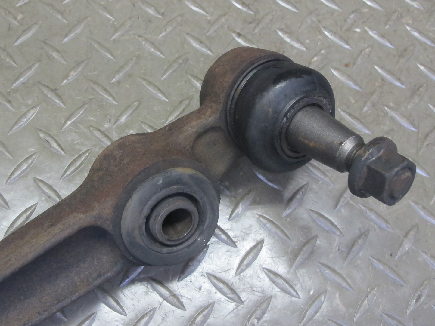 92-00 Lexus UZZ30L SC300 SC400 Set of 2 Rear Left & Right Lower Control Arm OEM