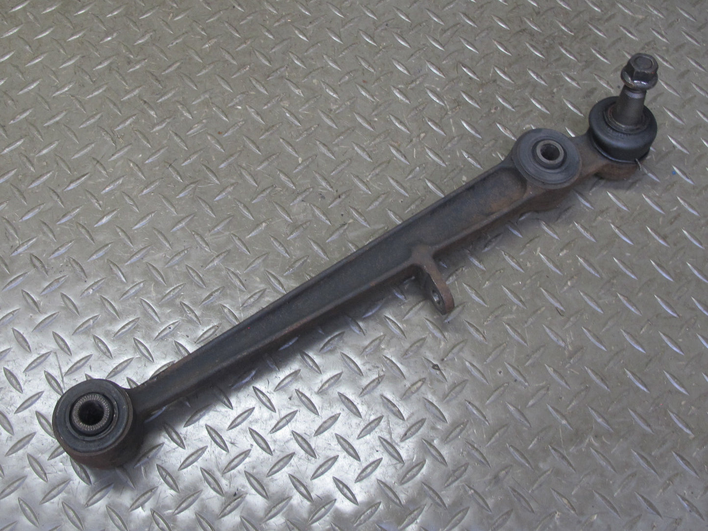 92-00 Lexus UZZ30L SC300 SC400 Set of 2 Rear Left & Right Lower Control Arm OEM