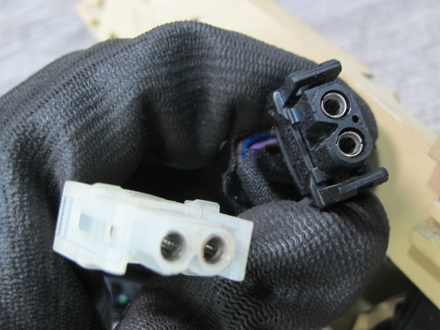 94-99 BMW E36 325CI 328CI Front Left Seat Adjustment Switch w Trim 1382529 OEM