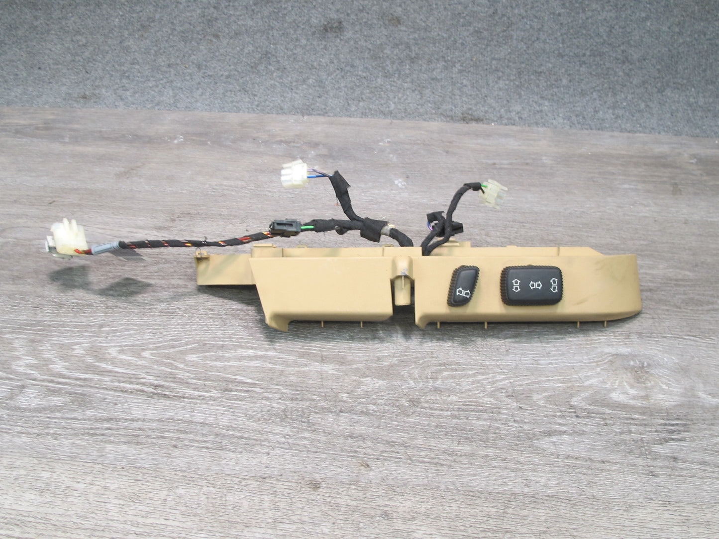 94-99 BMW E36 325CI 328CI Front Left Seat Adjustment Switch w Trim 1382529 OEM