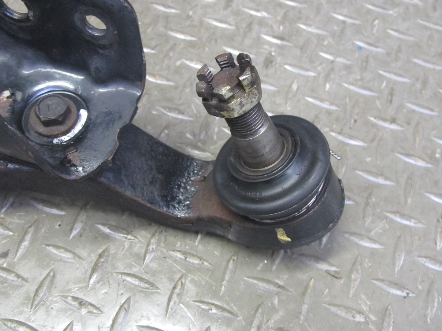 97-00 Lexus UZZ30L SC300 SC400 Front Right Lower Control Arm OEM