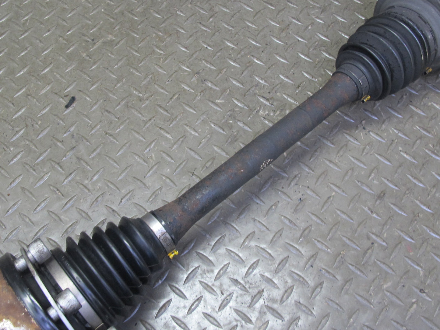 92-97 Lexus UZZ30L SC300 SC400 RWD Rear Left Suspension Axle Shaft OEM