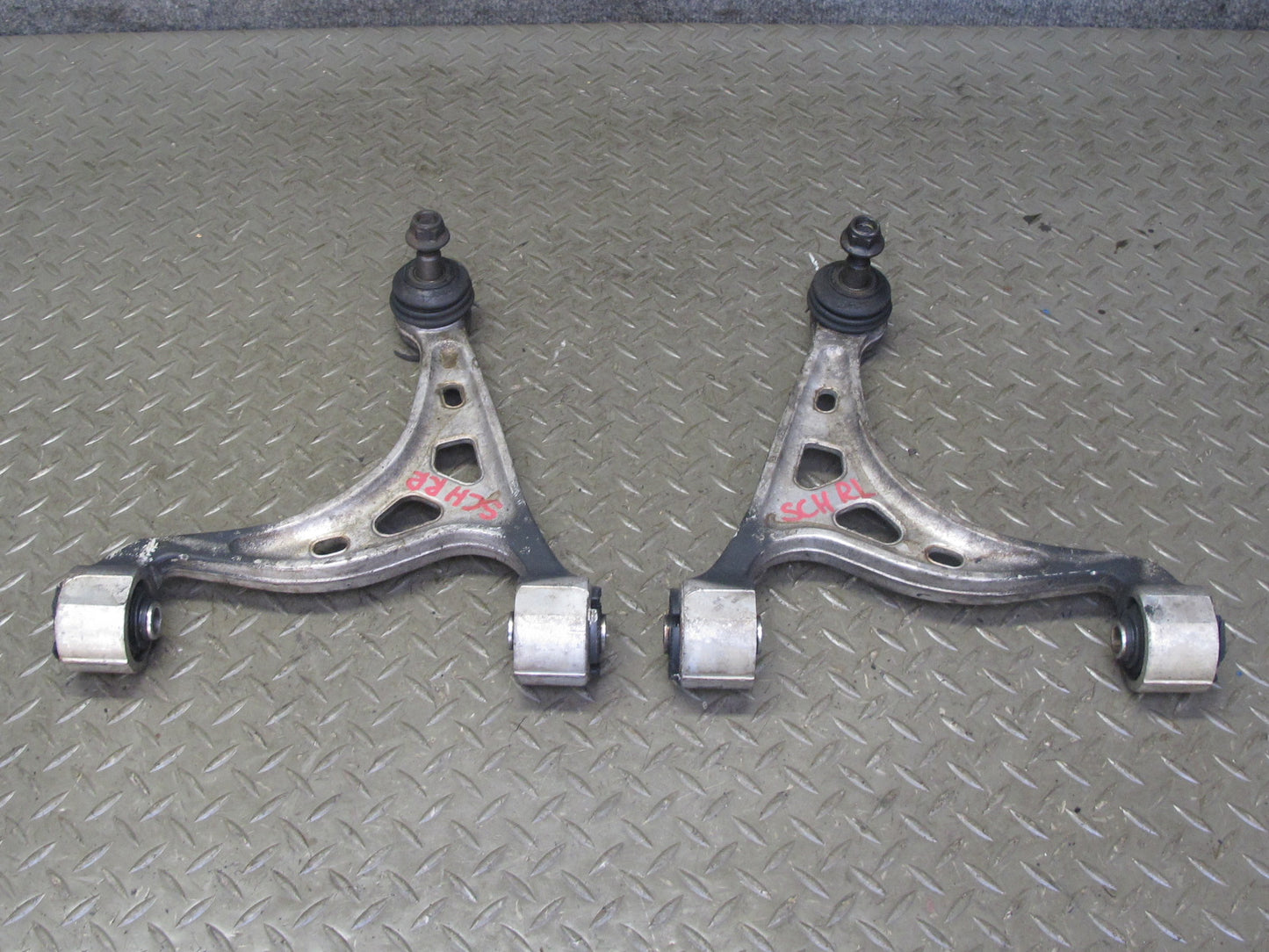 94-00 Lexus UZZ30L SC300 SC400 Set of 2 Rear Left Right Upper Control Arm OEM