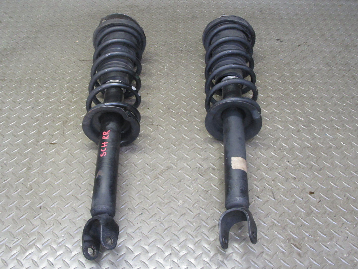 97-00 Lexus UZZ30L SC400 RWD Set of 2 Rear Left & Right Strut Shock Absorber KYB