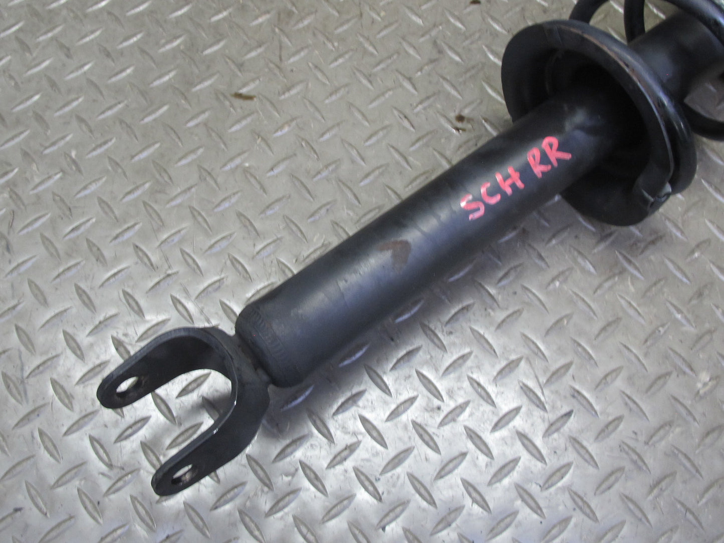 97-00 Lexus UZZ30L SC400 RWD Set of 2 Rear Left & Right Strut Shock Absorber KYB
