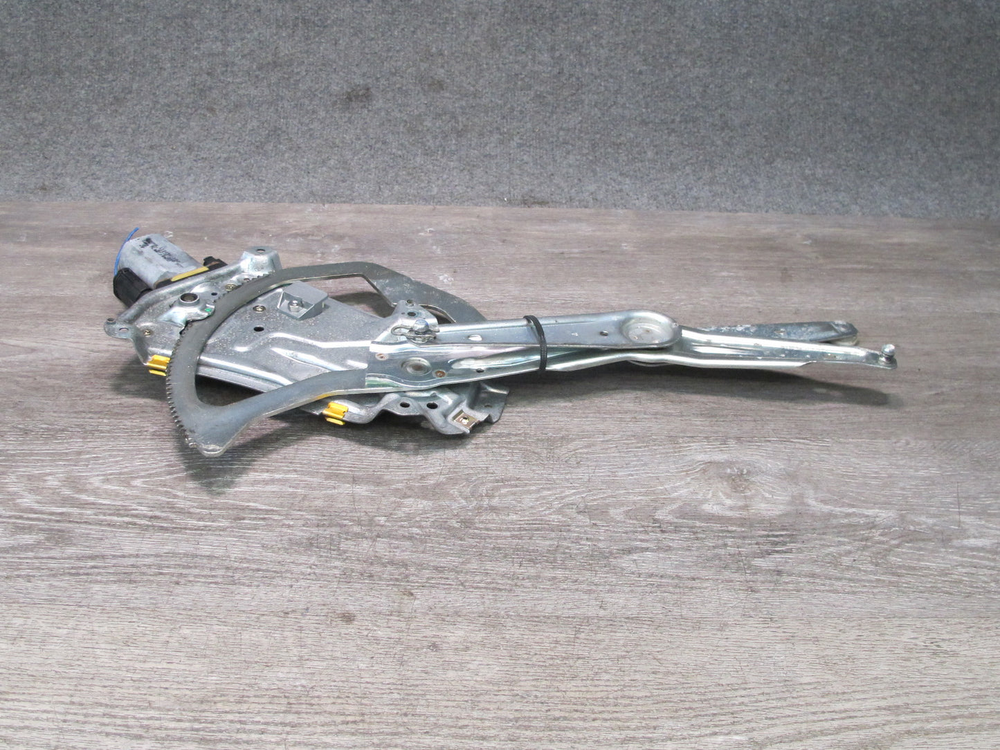 94-99 BMW E36 328Ci Coupe Convertible Right Door Window Regulator w Motor OEM