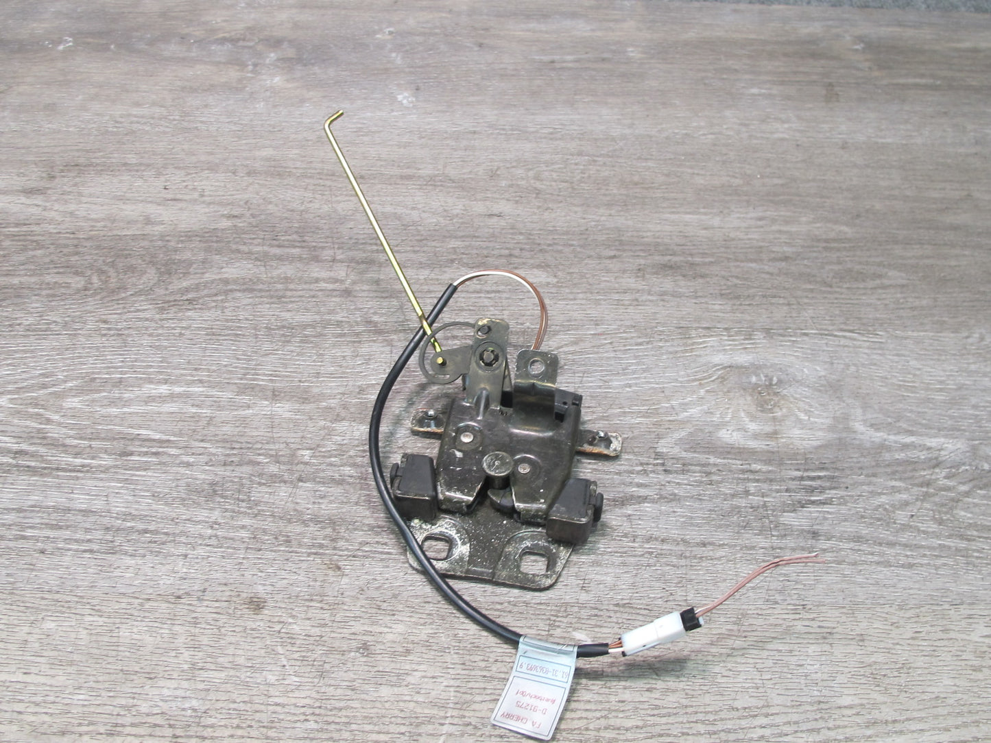 94-99 BMW E36 325CI 328CI Rear Trunk Lid Lock Latch Actuator 8173721 OEM