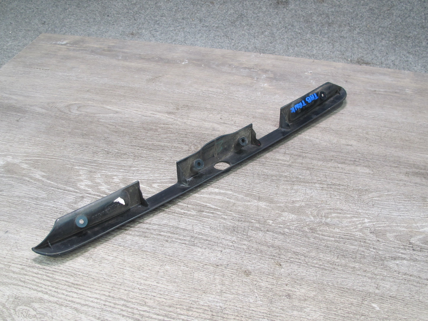 94-99 BMW E36 328iC Convertible Rear Trunk Lid License Plate Trim Molding OEM