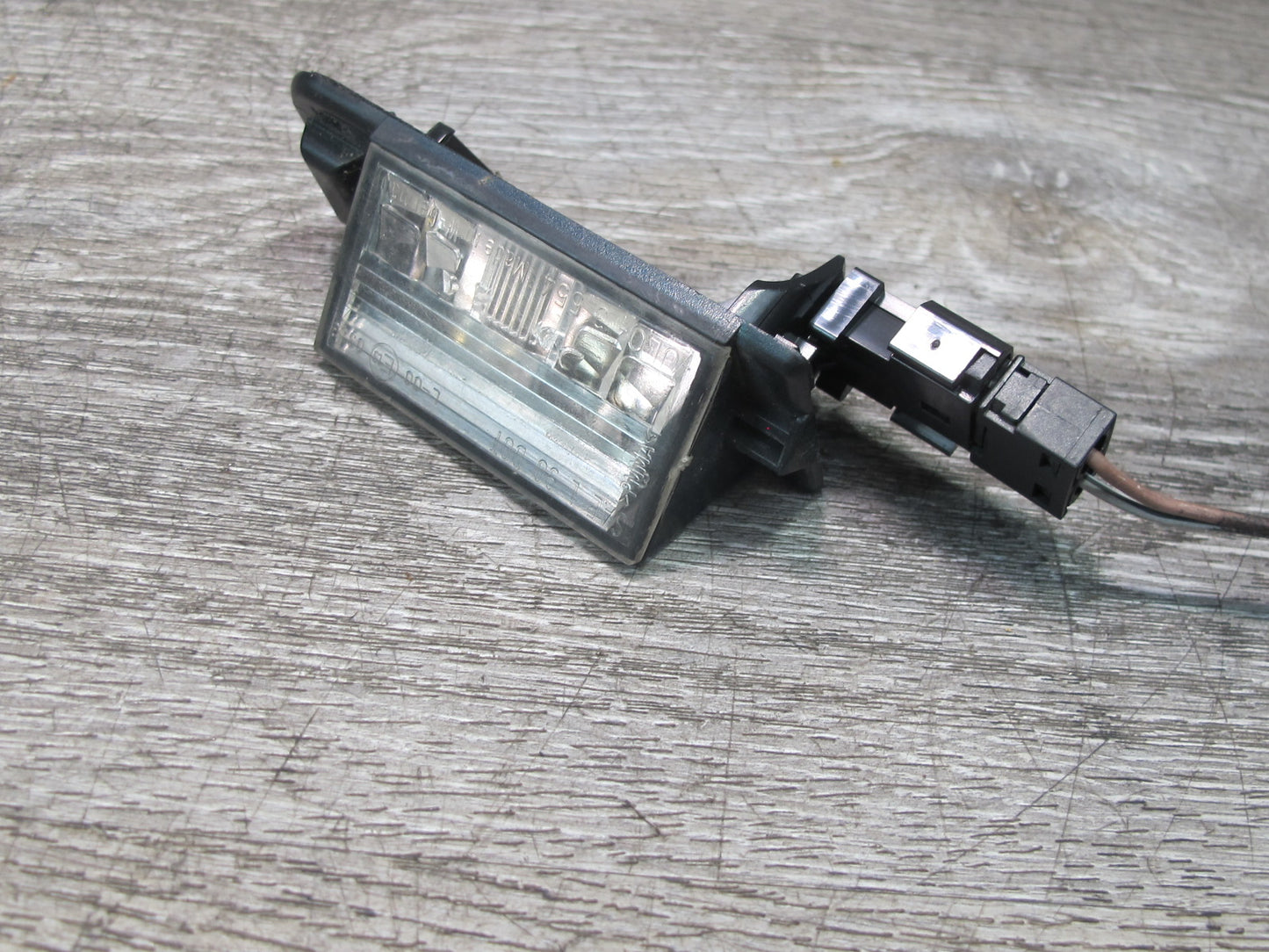 94-99 BMW E36 325iC 328iC Set of 2 Rear Trunk Lid License Plate Light Lamp OEM