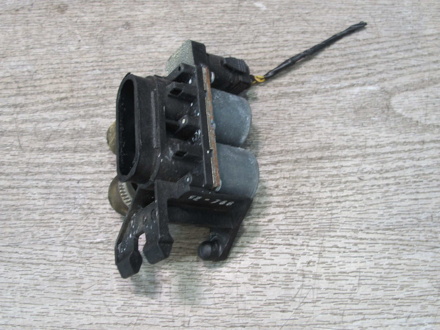 94-99 BMW E36 325iC 328iC Heater Control Water Valve OEM