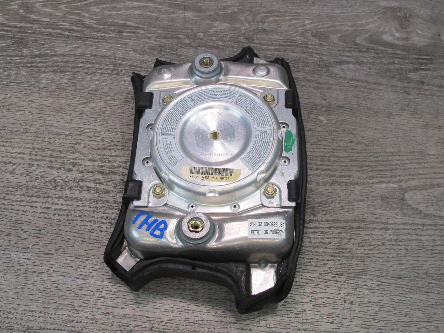 96-98 BMW E36 3-SERIES CONVERTIBLE FRONT LEFT DRIVER SIDE STEERING WHEEL SRS AIRBAG OEM