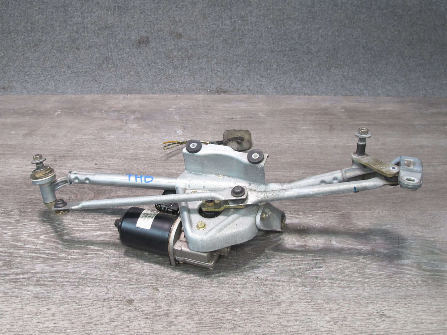 94-99 BMW E36 325iC 328iC Windshield Wiper Transmission Linkage w Motor OEM