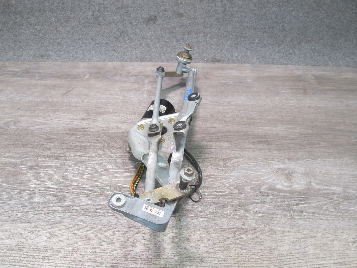 94-99 BMW E36 325iC 328iC Windshield Wiper Transmission Linkage w Motor OEM