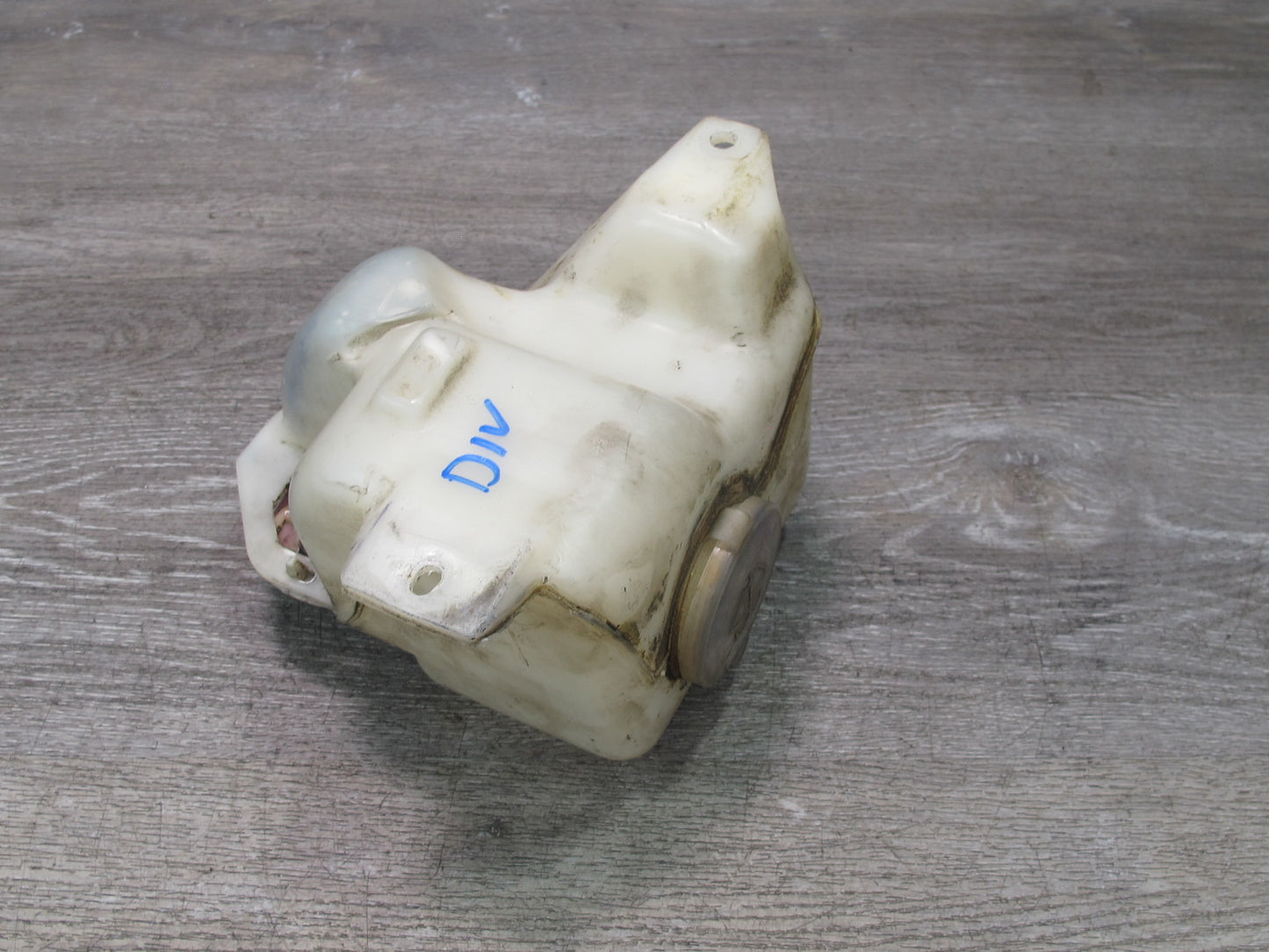 99-01 Isuzu Vehicross Windshield Washer Fluid Reservoir Bottle Tank w Pump OEM