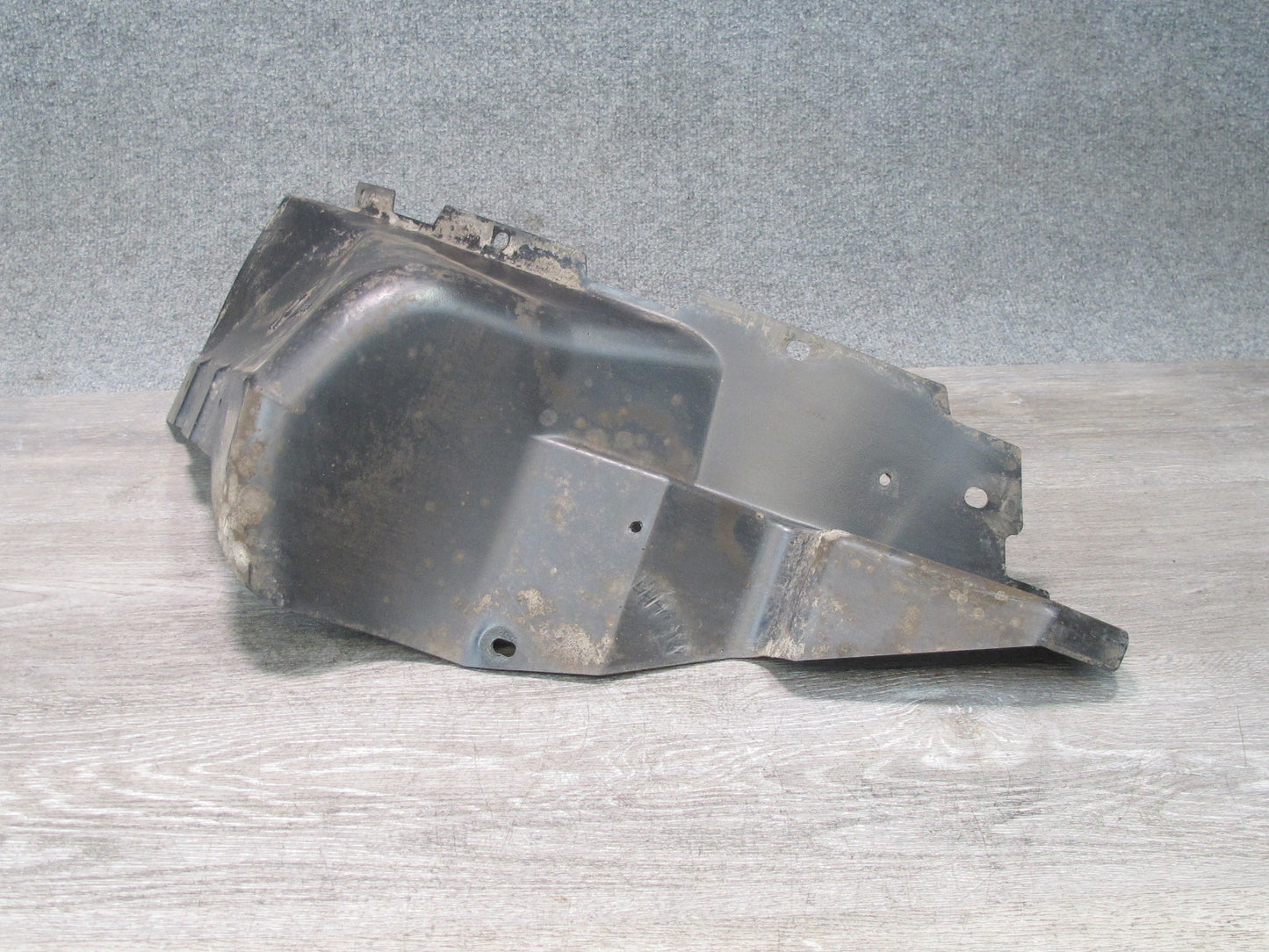 99-01 Isuzu Vehicross Rear Right Fuel Filler Neck Liner Splash Guard Cover OEM