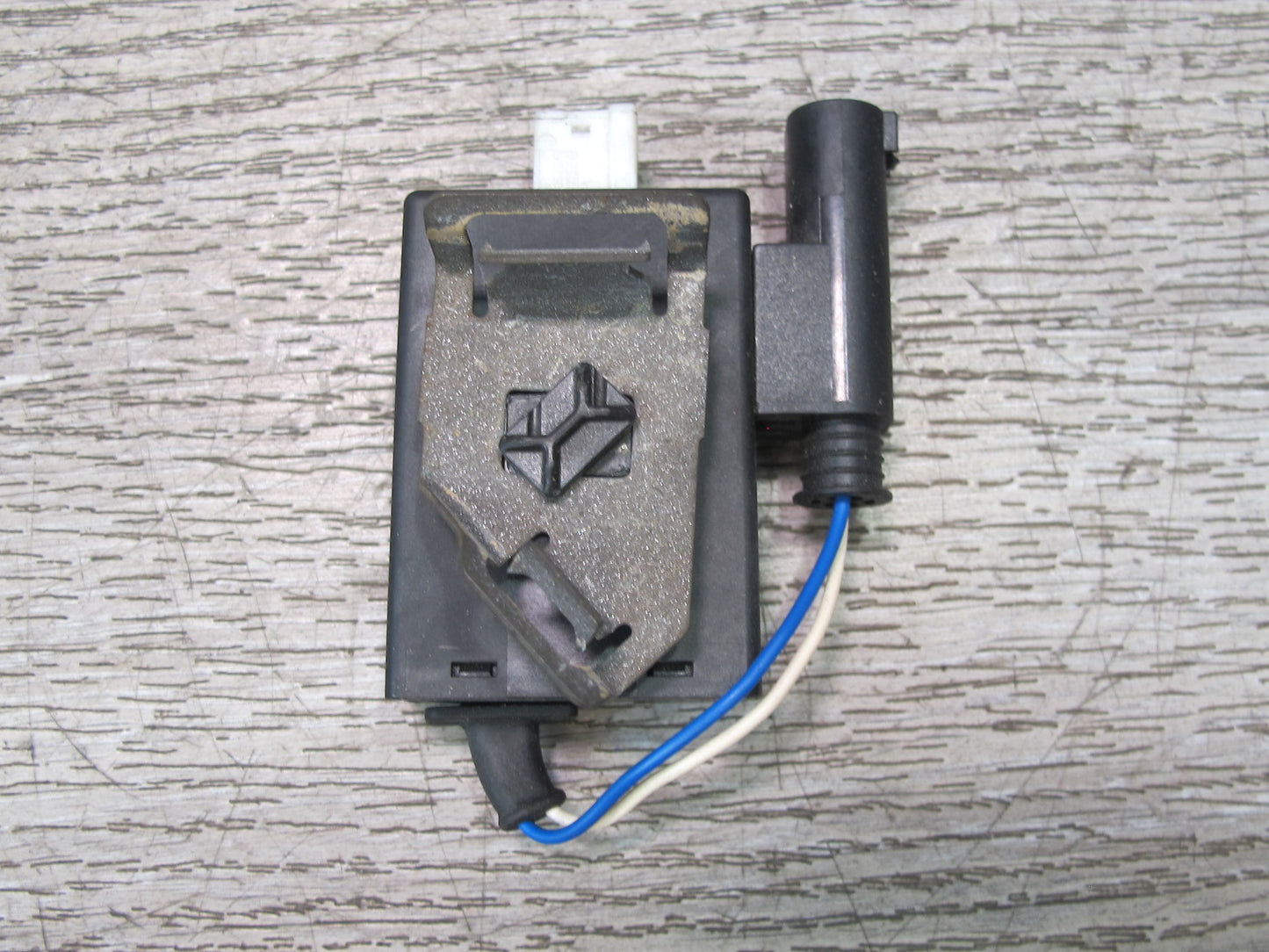 94-99 BMW E36 325iC 328iC Seat Occupancy Sensor 8367242