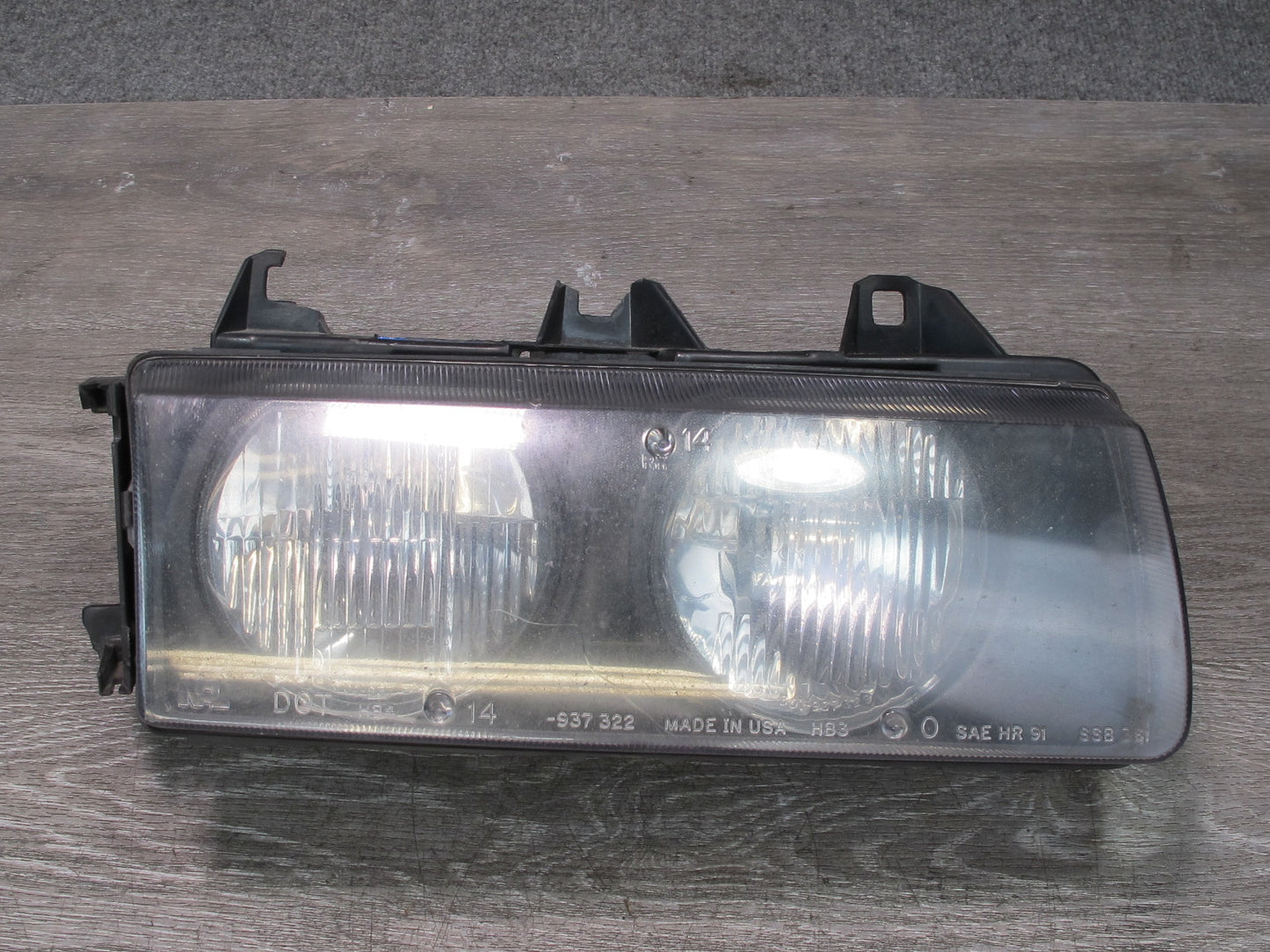 94-99 BMW E36 3-SERIES Front Right Halogen Headlight Lamp OEM