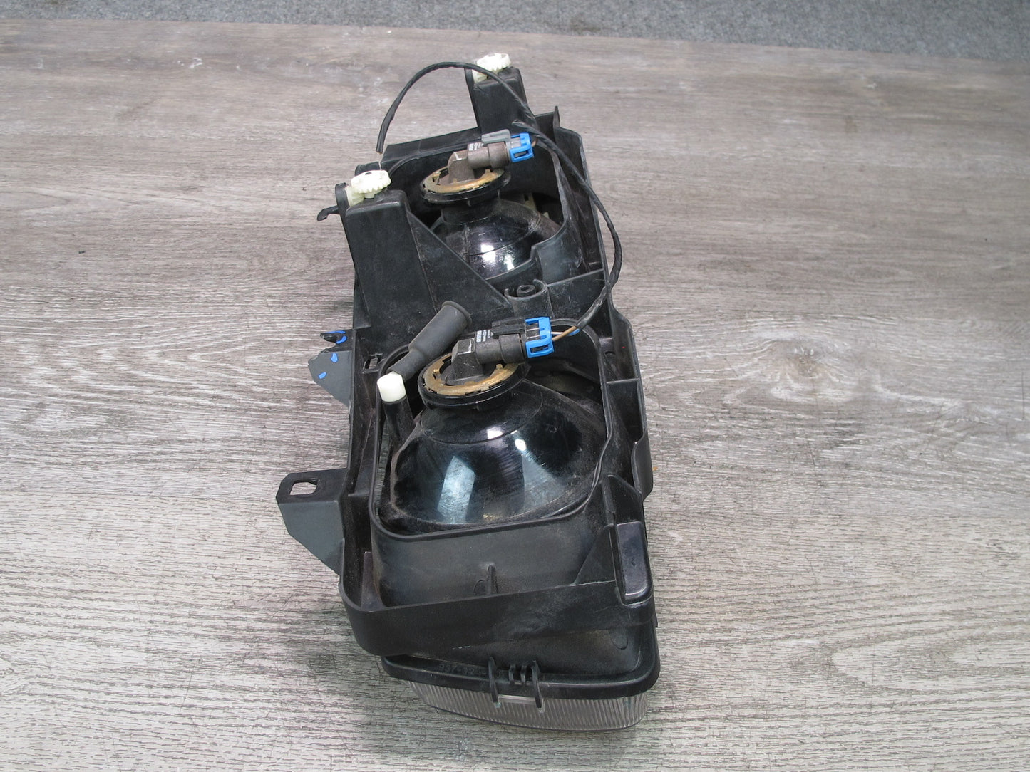 94-99 BMW E36 3-SERIES Front Right Halogen Headlight Lamp OEM