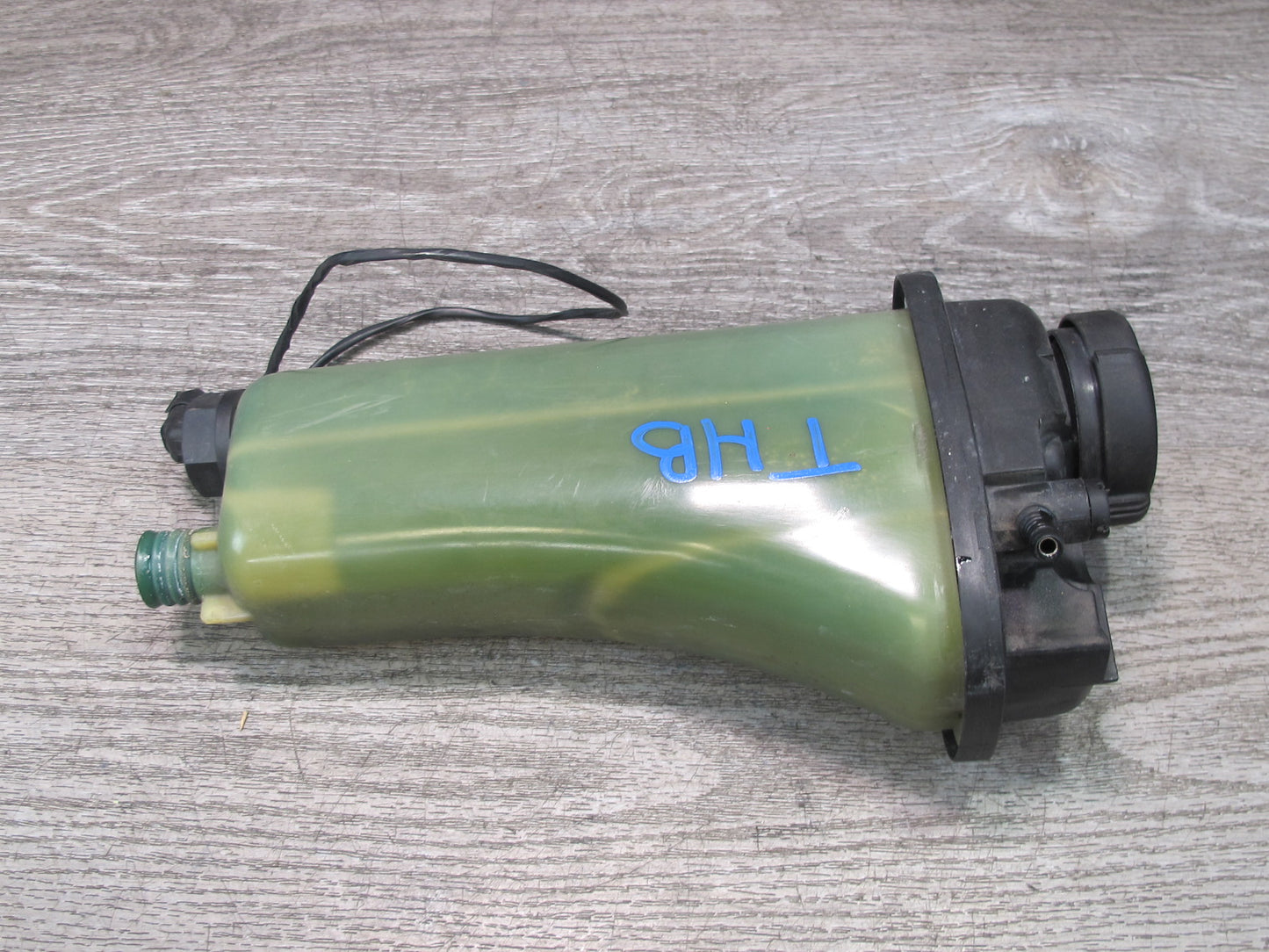 94-99 BMW E36 325iC 328iC Engine Coolant Expansion Overflow Reservoir Tank OEM
