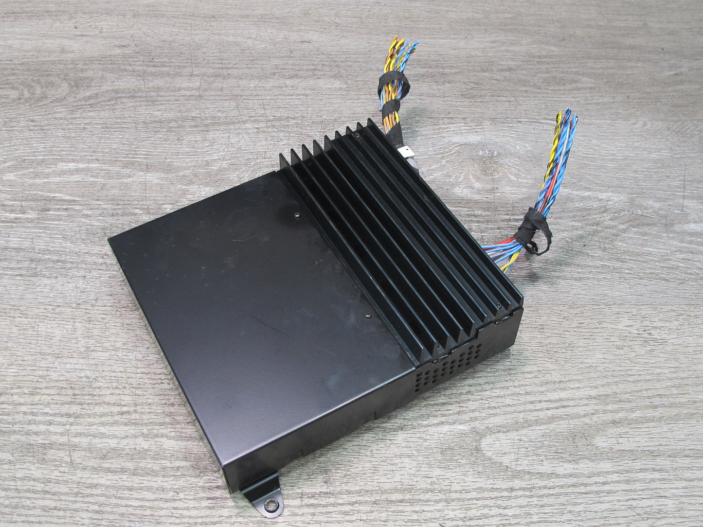 96-99 BMW E36 325iC 328iC Convertible Alpine Audio Amplifier AMP 8371023 OEM