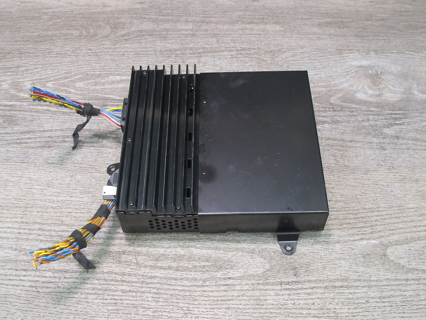 96-99 BMW E36 325iC 328iC Convertible Alpine Audio Amplifier AMP 8371023 OEM