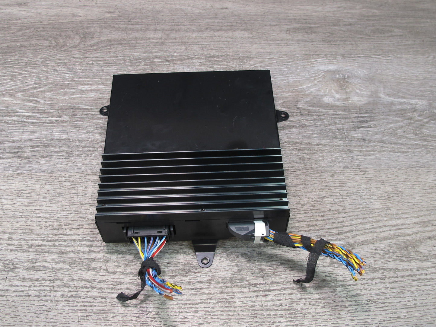 96-99 BMW E36 325iC 328iC Convertible Alpine Audio Amplifier AMP 8371023 OEM