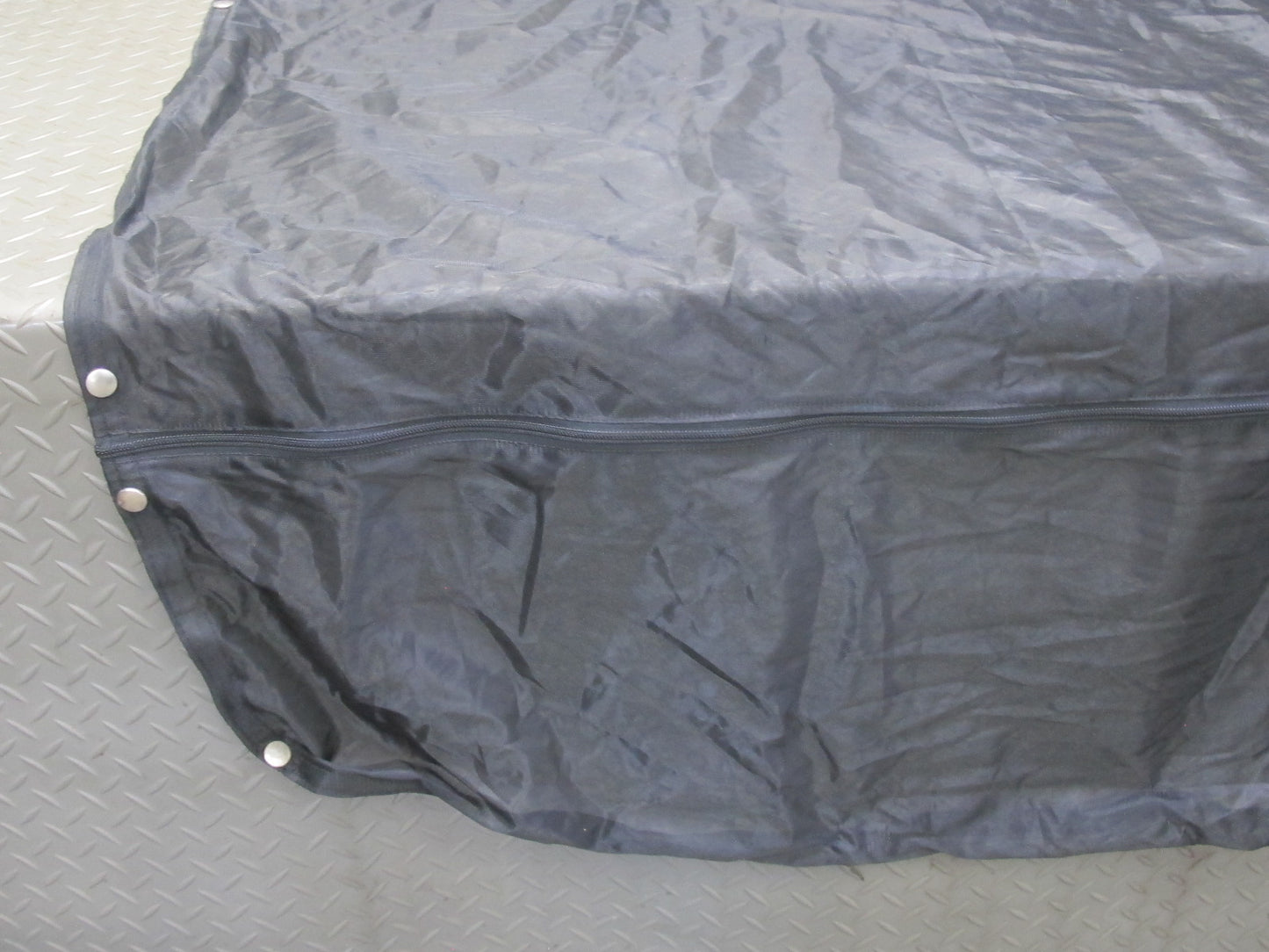 01-03 VW Eurovan T4 Camper Rear Tailgate Mosquito NET BUG Screen w Clips OEM