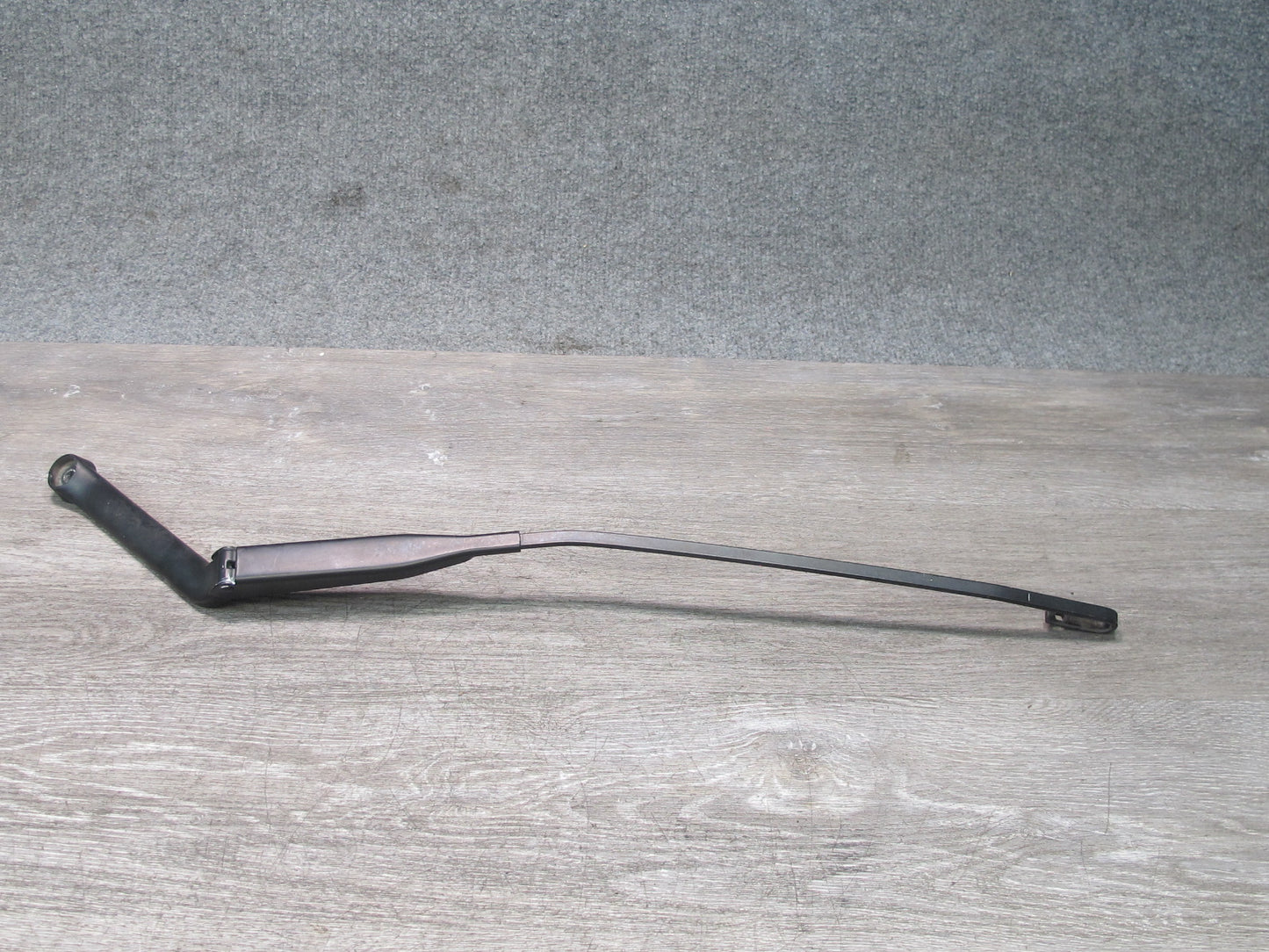94-99 BMW E36 325iC 328iC Set of 2 Front Left & Right Windshield Wiper Arm OEM