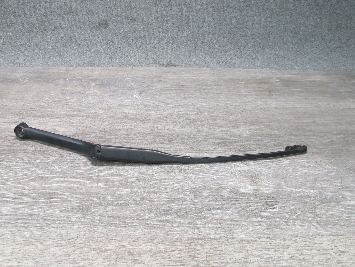 94-99 BMW E36 325iC 328iC Set of 2 Front Left & Right Windshield Wiper Arm OEM