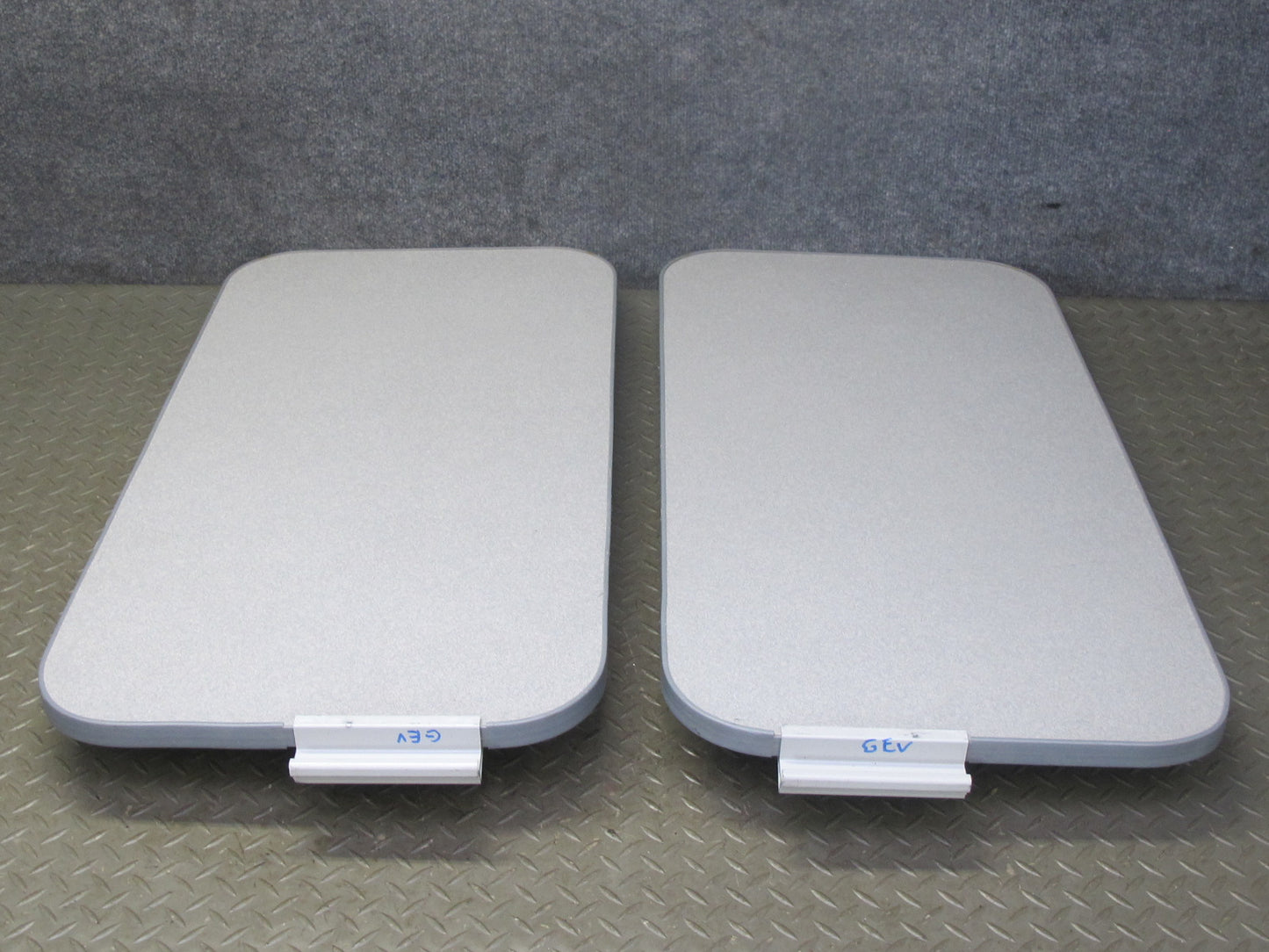 01-03 VW Eurovan T4 Camper Folding Table w Mount Bar Set OEM