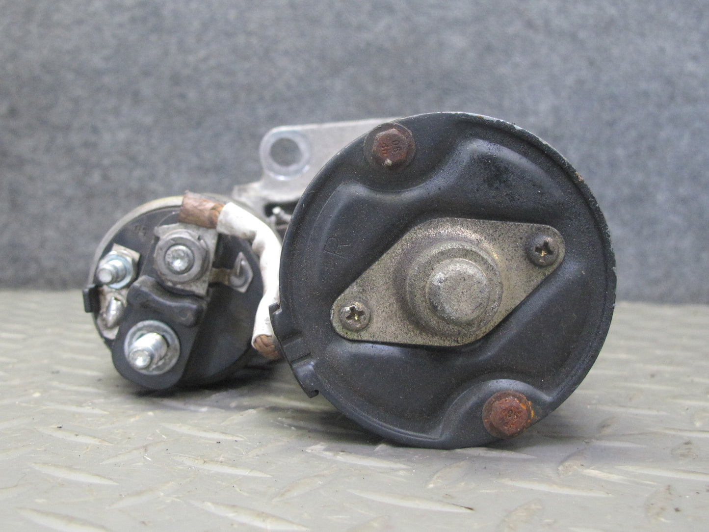 1999-2005 Porsche 911 Carrera 996 Engine Starter Motor 99660410300