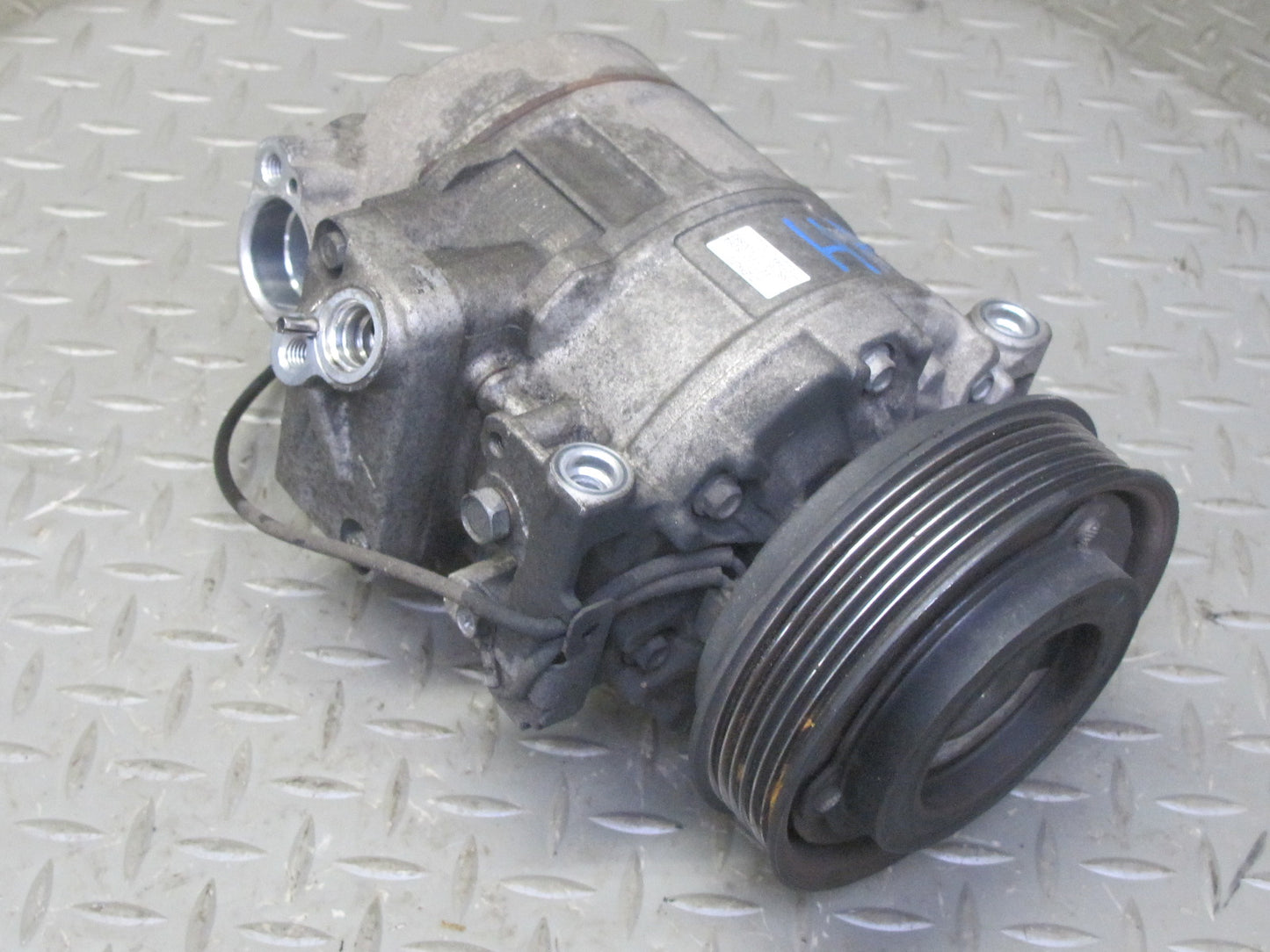1999-2005 Porsche 911 Carrera 996 A/C Air Condition Compressor
