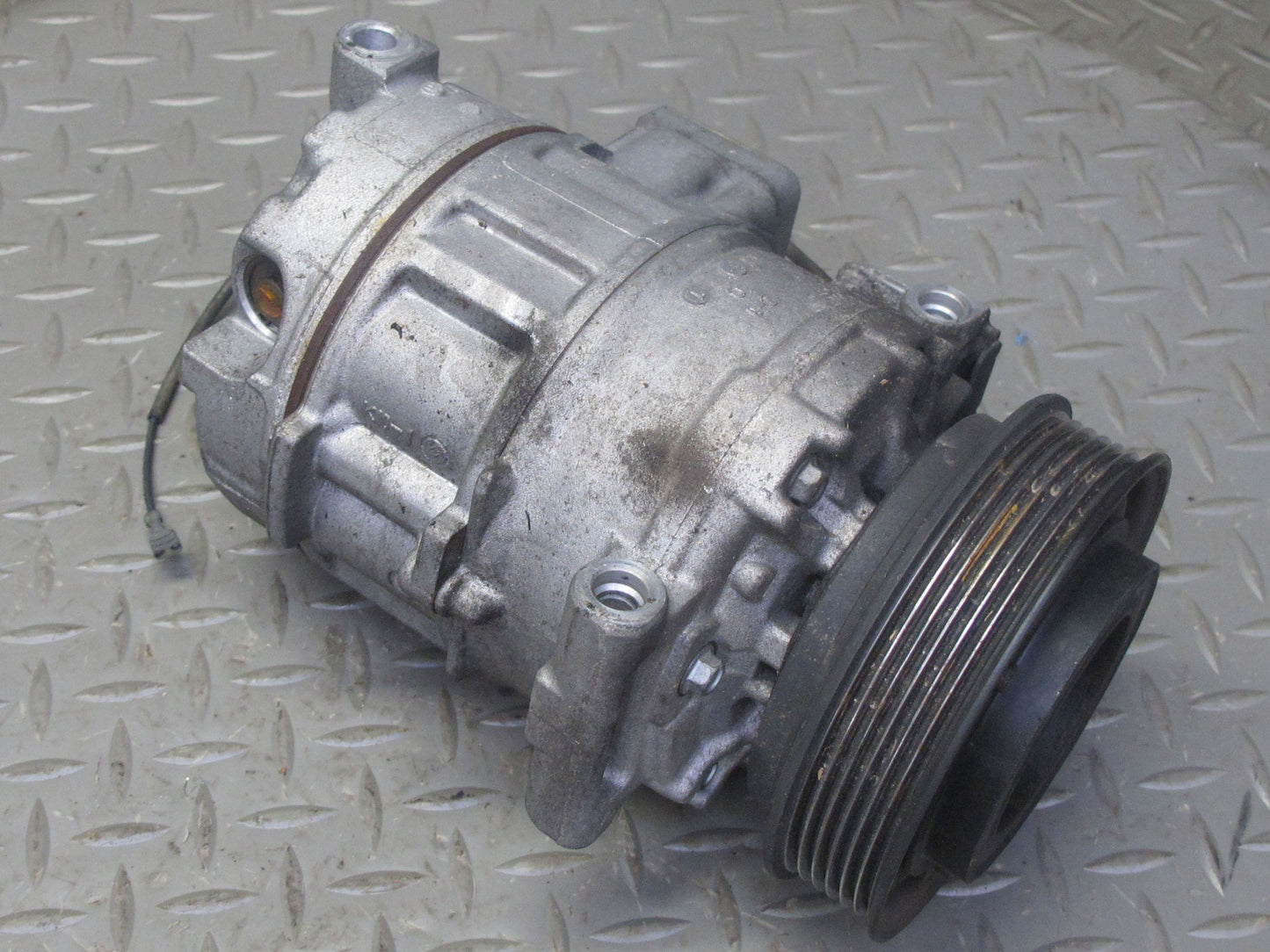 1999-2005 Porsche 911 Carrera 996 A/C Air Condition Compressor