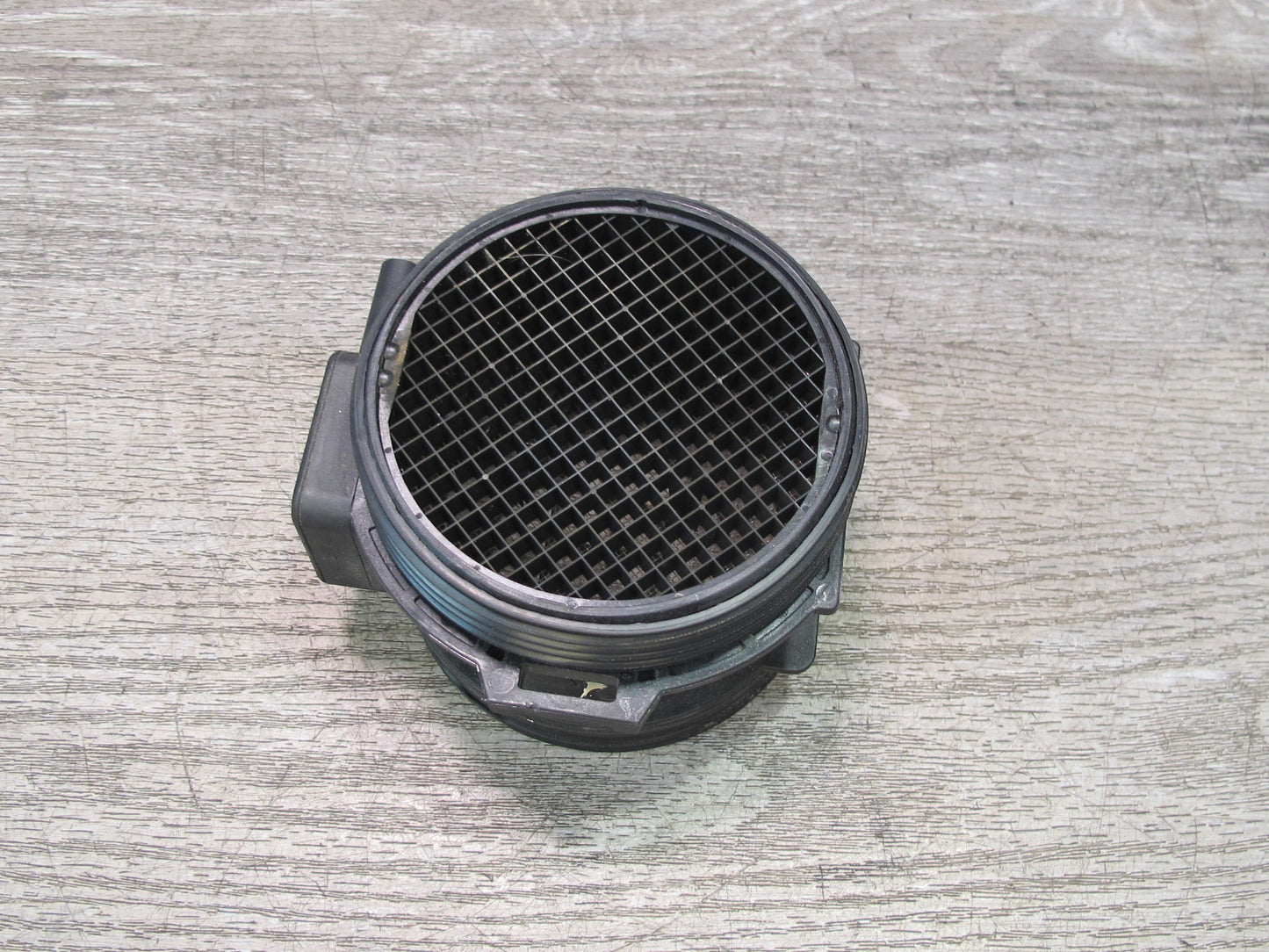 03-08 BMW E85 E86 Z4 Mass Air Flow Meter MAF Sensor 7513956 OEM