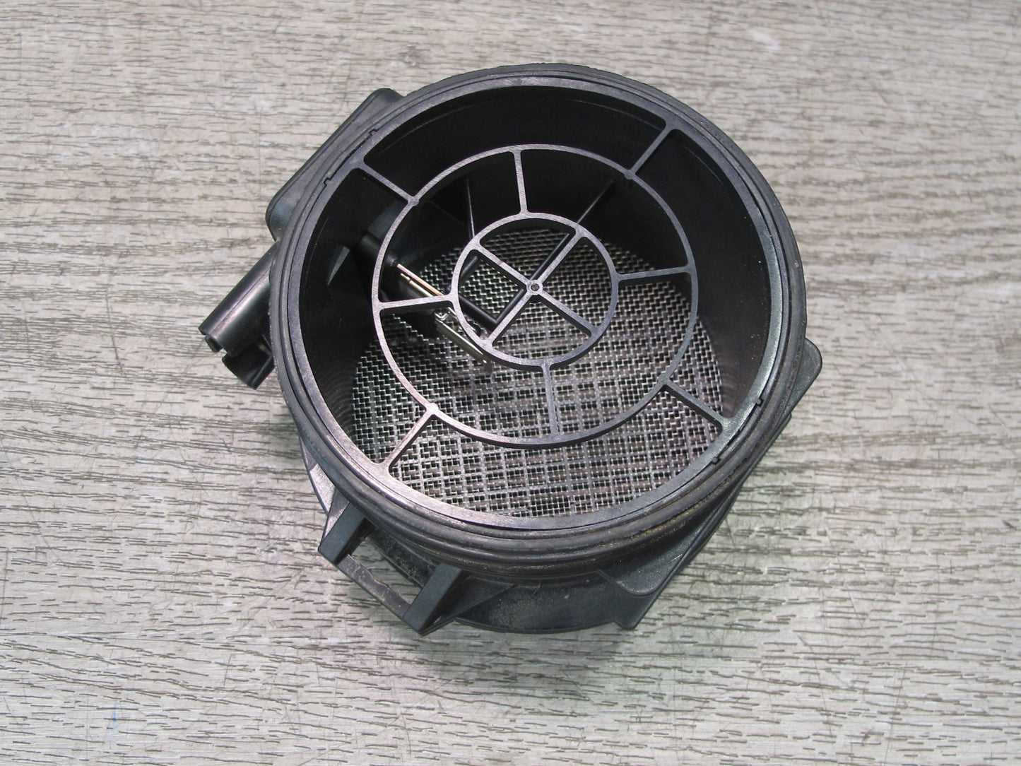 03-08 BMW E85 E86 Z4 Mass Air Flow Meter MAF Sensor 7513956 OEM