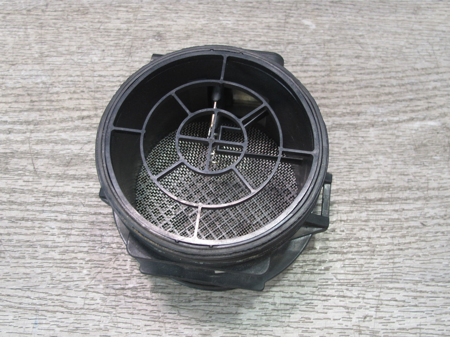 03-08 BMW E85 E86 Z4 Mass Air Flow Meter MAF Sensor 7513956 OEM
