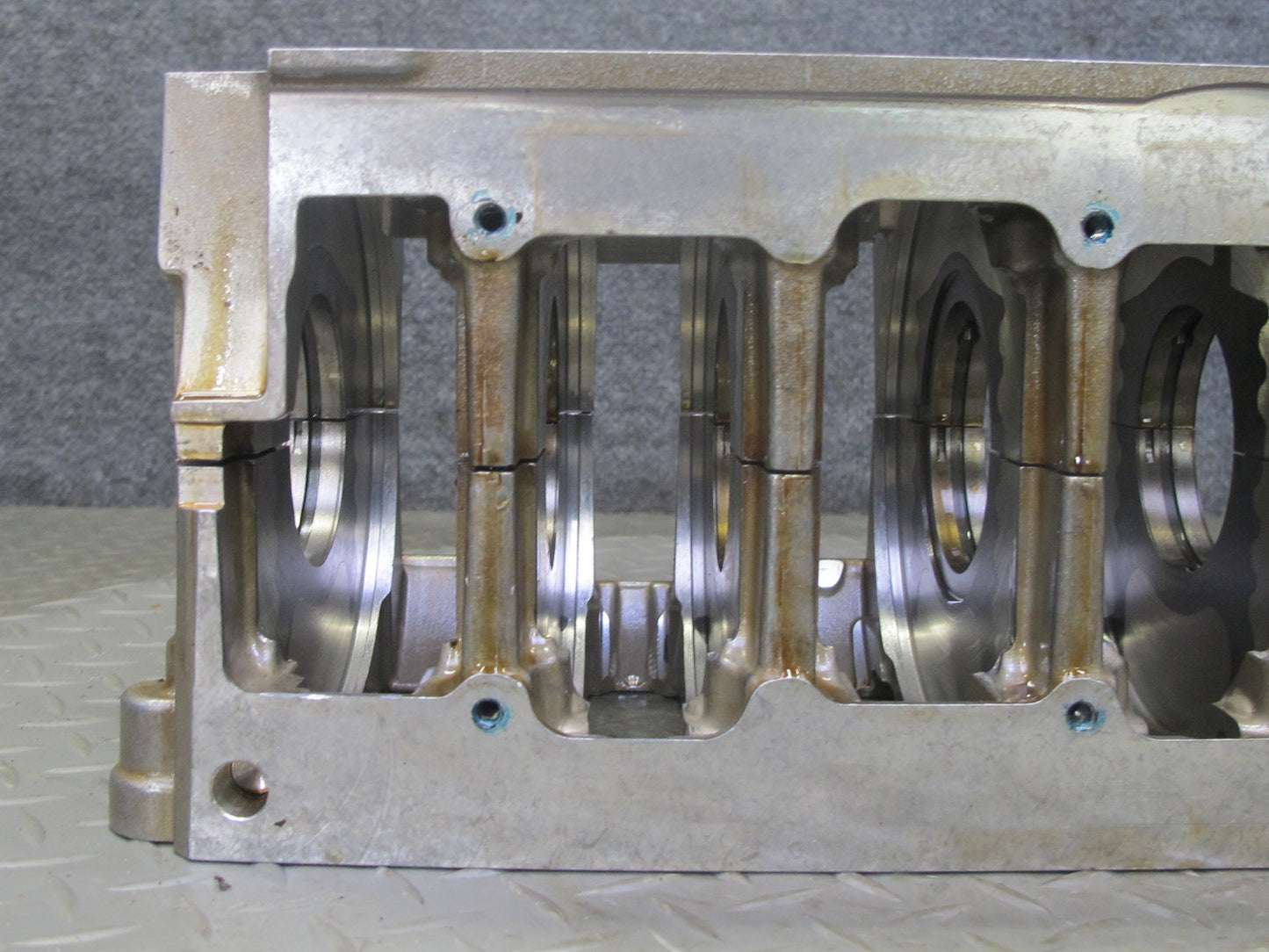 2002-2005 Porsche 911 996 3.6L M96.03 RWD Engine Motor Crankcase Cradle Housing