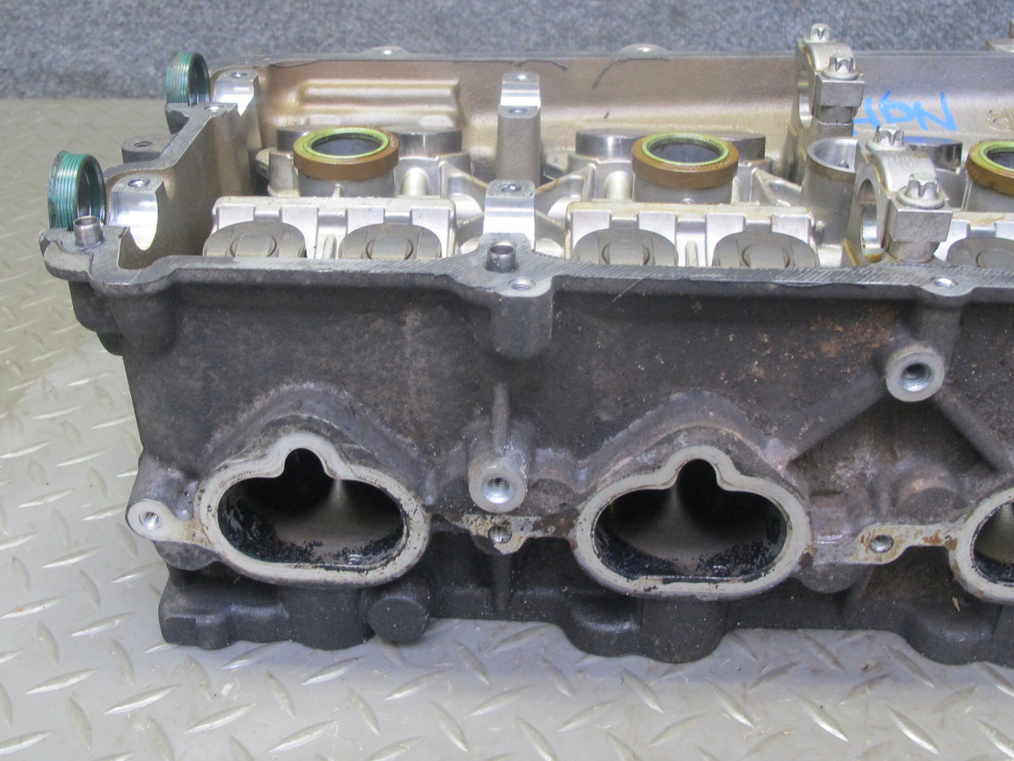 2002-2005 Porsche 911 996 3.6L M96.03 RWD Engine Block Right Cylinder Head Assy