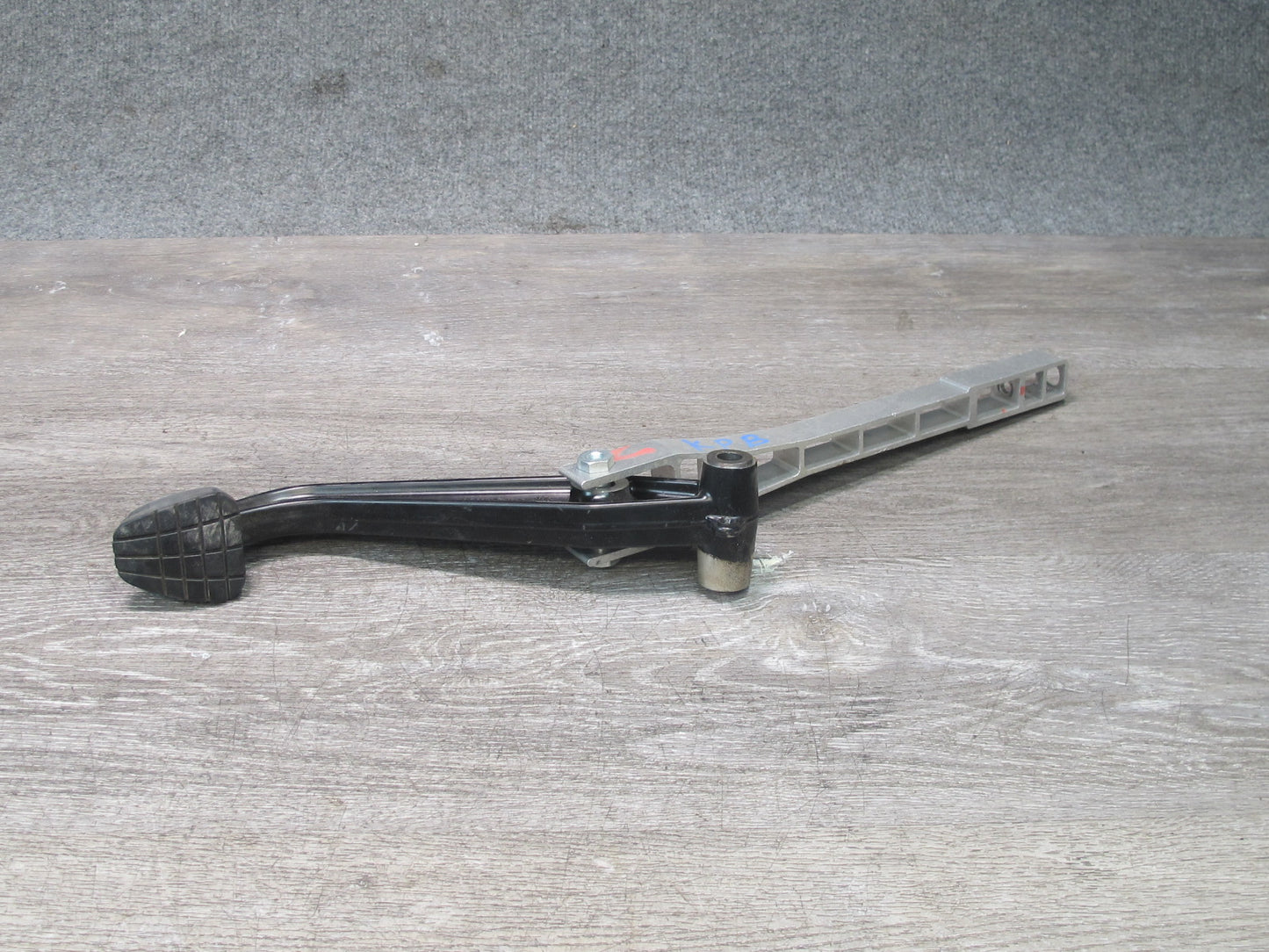 2000-2004 Porsche Boxster 986 Manual Transmission Clutch Brake Gas Pedal Set