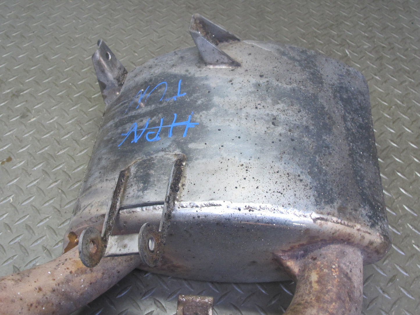 2002-2005 Porsche 911 996 3.6L M96.03 Rear Right Side Exhaust Muffler Tuned