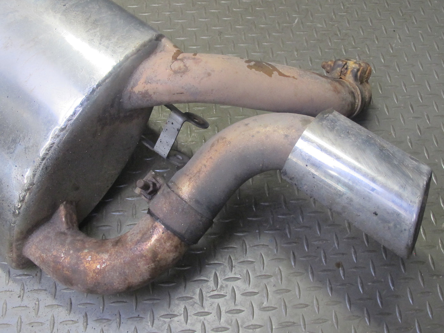 2002-2005 Porsche 911 996 3.6L M96.03 Rear Right Side Exhaust Muffler Tuned