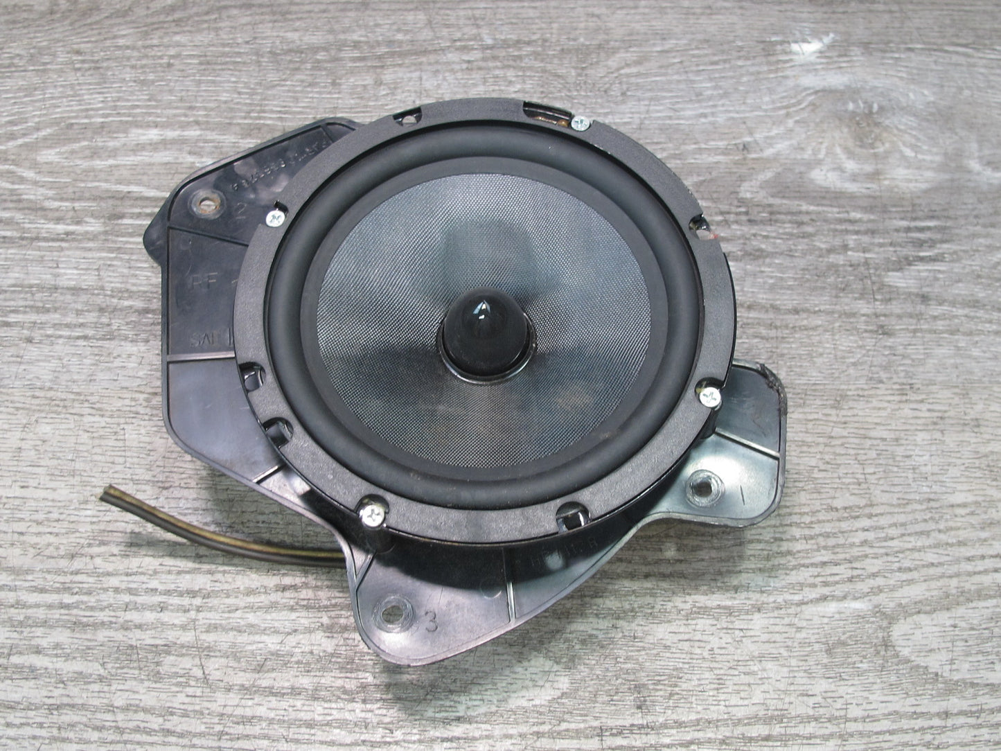 98-02 Pontiac Firebird Set of 2 Front Left & Right Door Speaker Skar 100W RMS